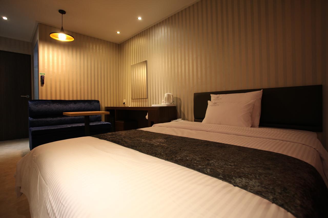 Lineplus Hotel Gimpo Luaran gambar