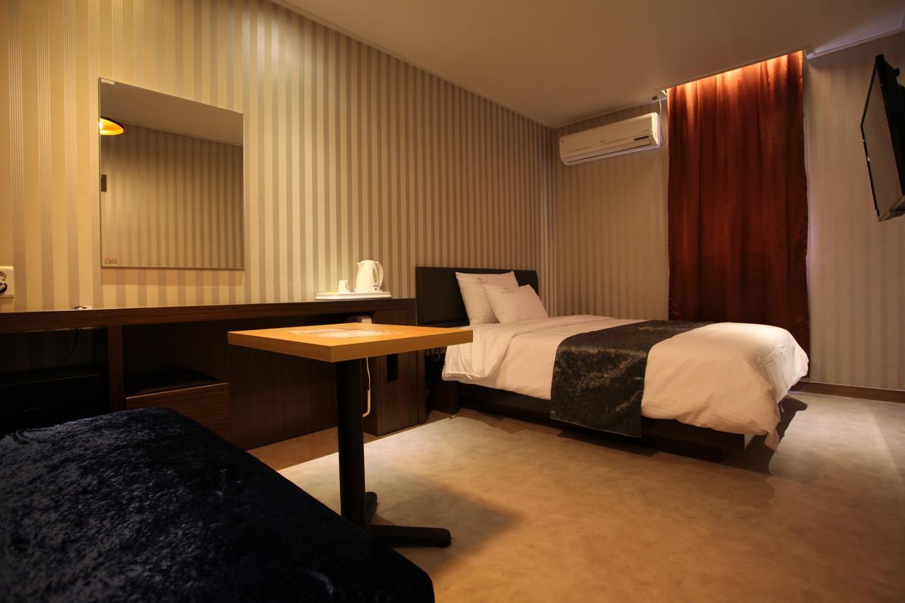 Lineplus Hotel Gimpo Luaran gambar